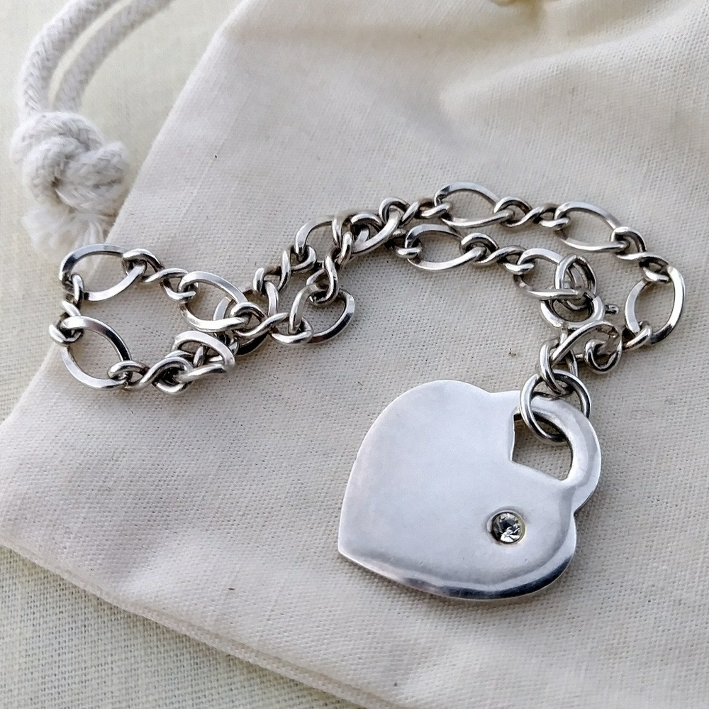 SOLD💙925 SS Bracelet With Heart Charm💙